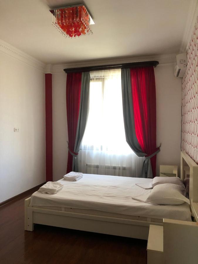 Hotel Palermo Kobuleti Extérieur photo
