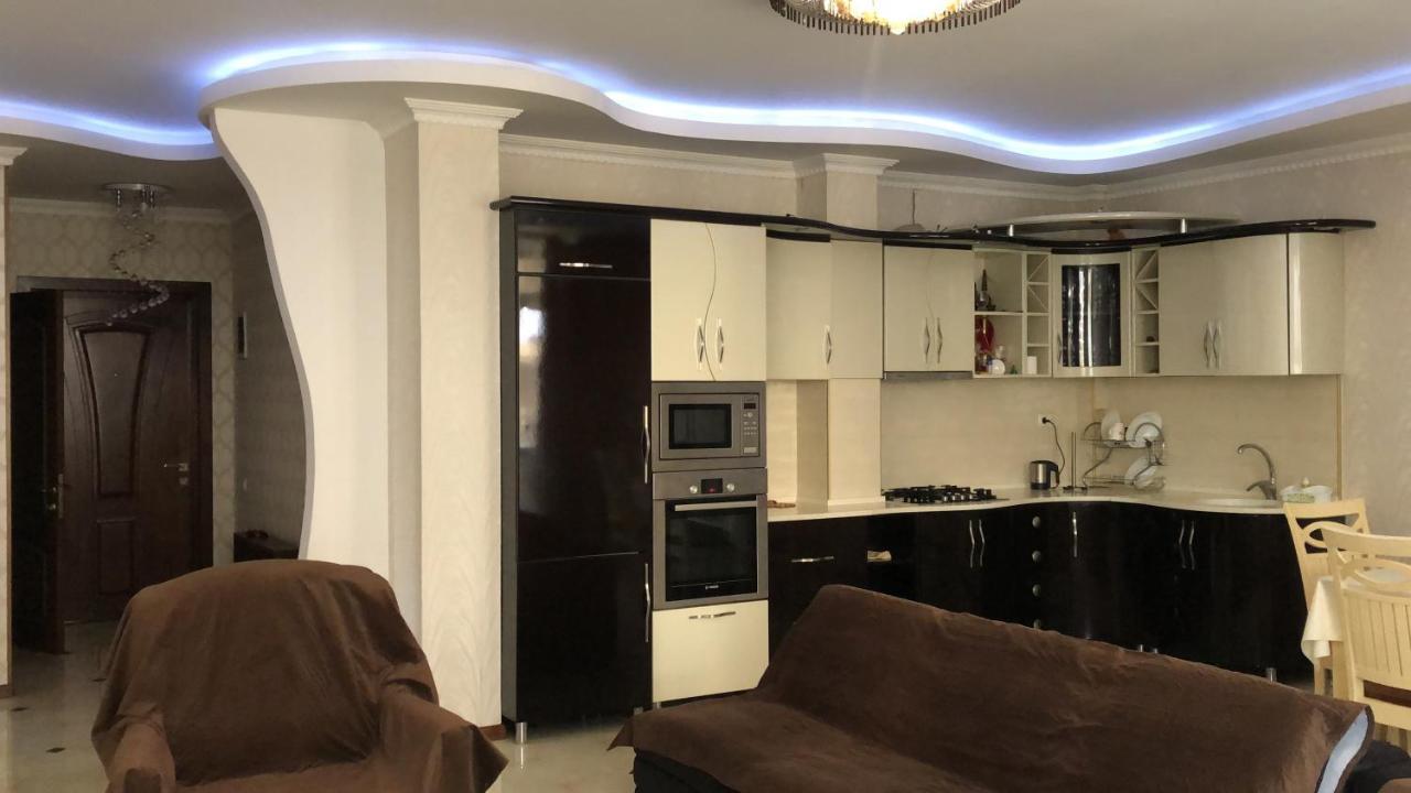 Hotel Palermo Kobuleti Extérieur photo