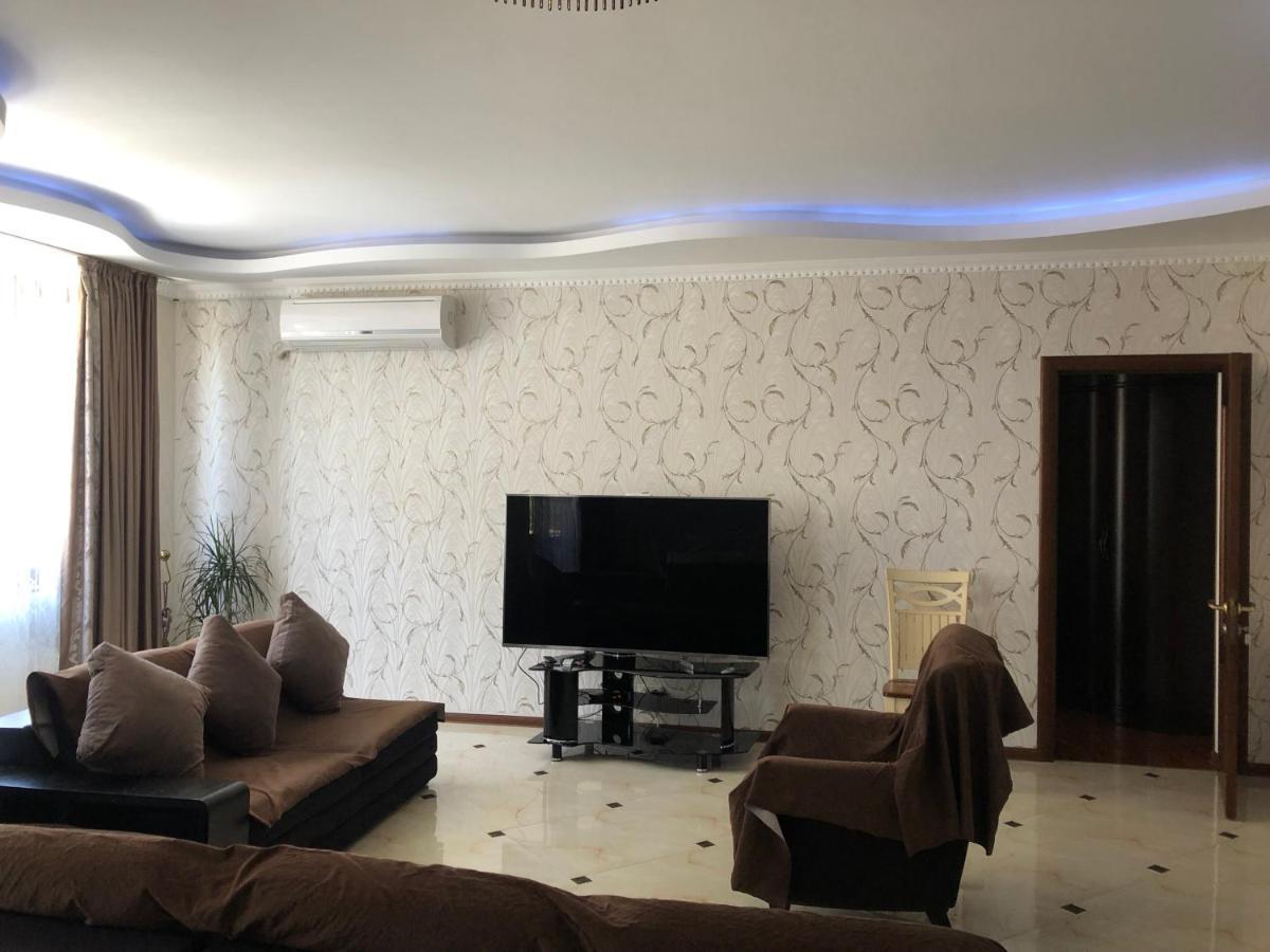 Hotel Palermo Kobuleti Extérieur photo