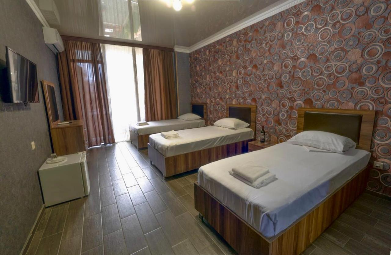 Hotel Palermo Kobuleti Extérieur photo