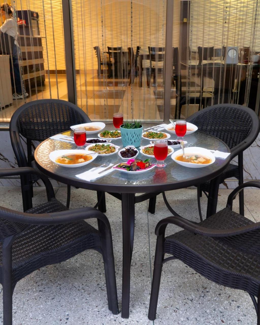 Hotel Palermo Kobuleti Extérieur photo
