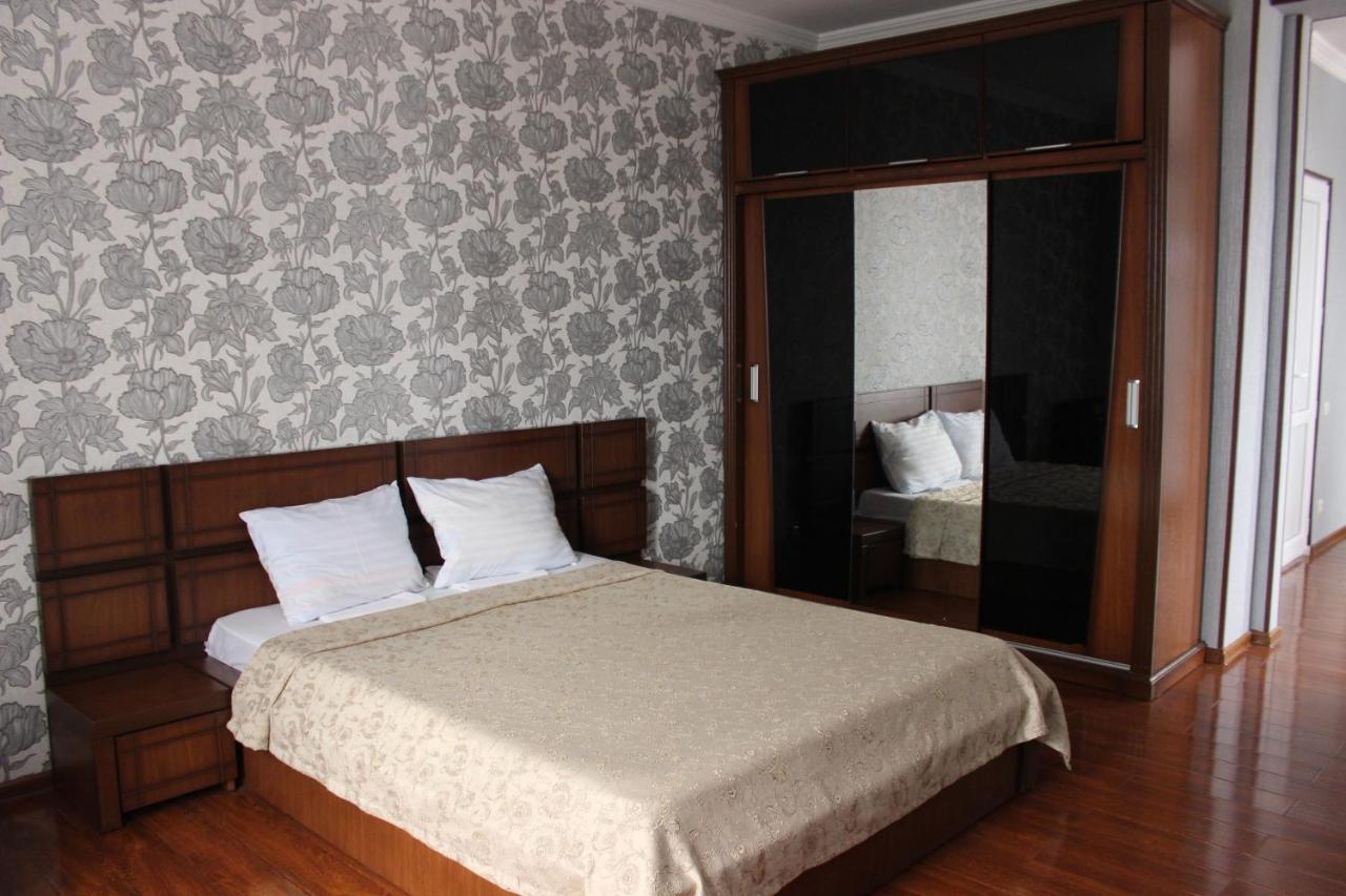 Hotel Palermo Kobuleti Extérieur photo