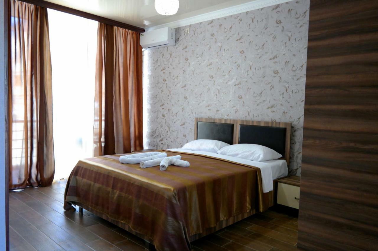 Hotel Palermo Kobuleti Extérieur photo