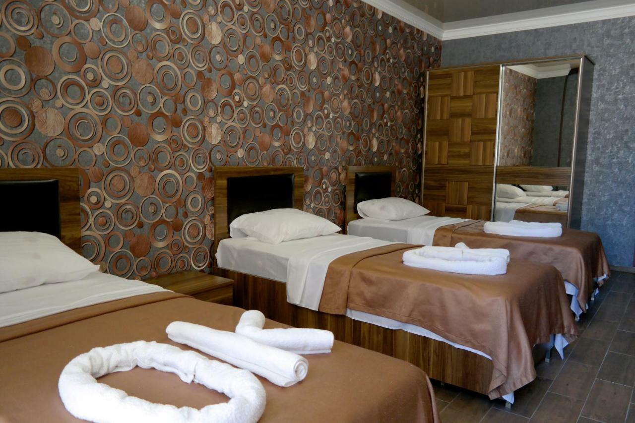 Hotel Palermo Kobuleti Extérieur photo
